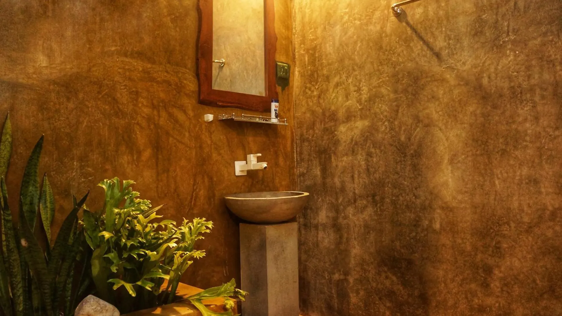 Danu Resort Inamaluwa