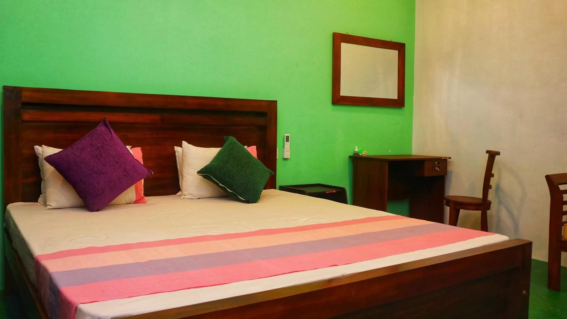 Danu Resort Inamaluwa Bed & Breakfast